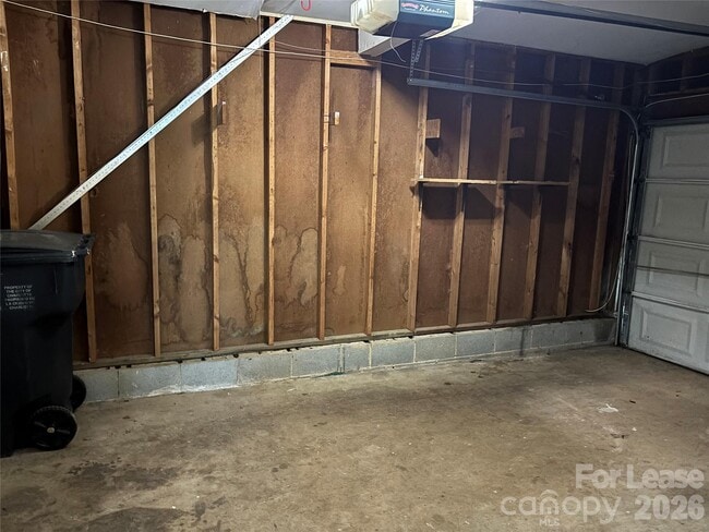 Building Photo - 6714 Marston Ct