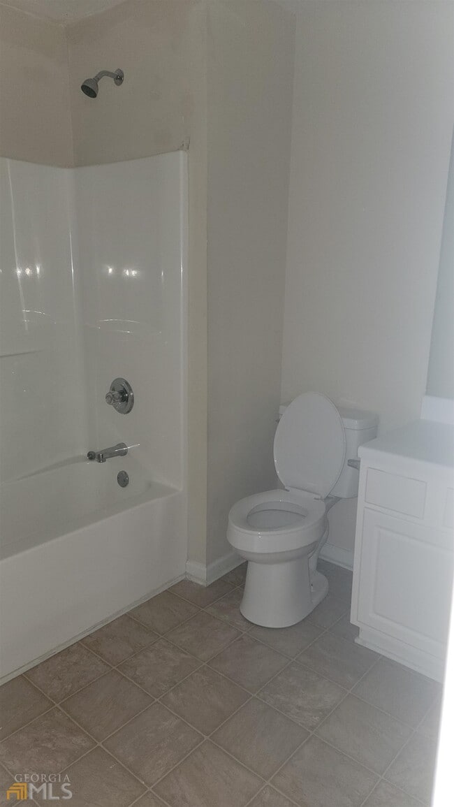 Building Photo - 135 Harvest Ct