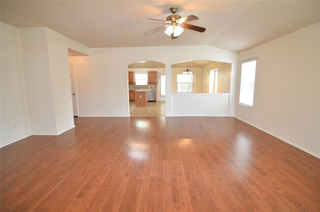 Building Photo - 3148 Henderson Path