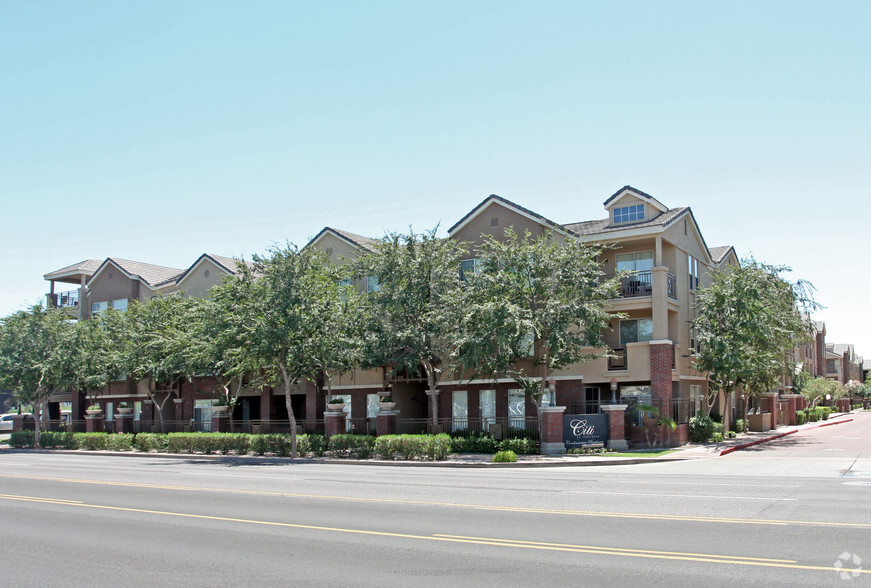 Building Photo - Citi on Camelback