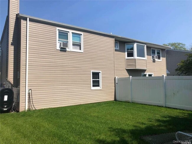 Building Photo - 36 Cullen Ave