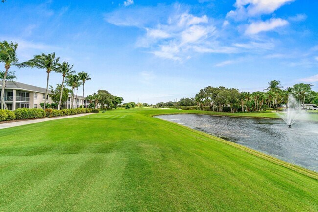 Building Photo - 5184 Lake Catalina Dr N