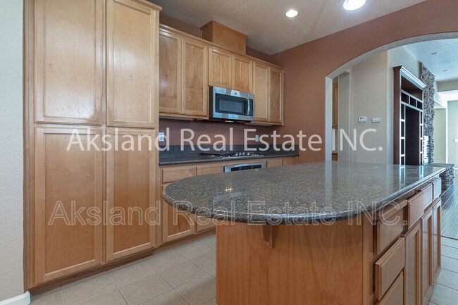Building Photo - 936 Heartland Dr