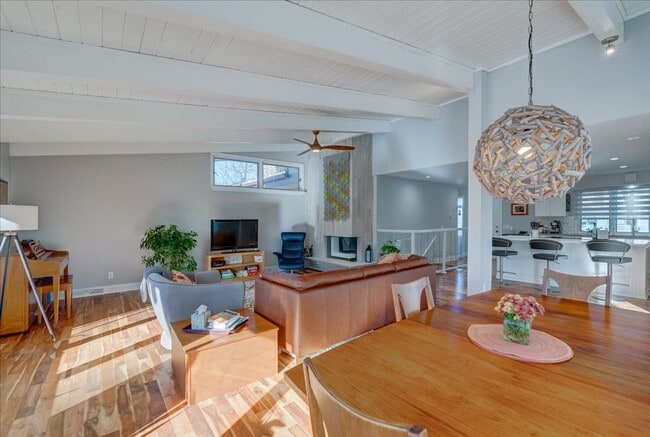 Building Photo - 5601 Russett Rd