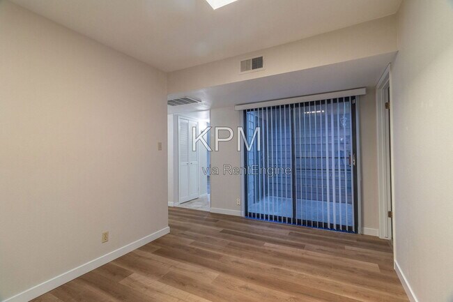 Building Photo - 6829 Mill Springs Ct