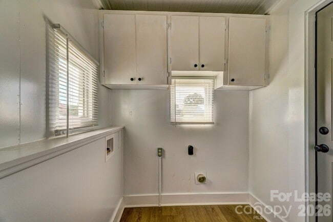Building Photo - 2202 W Stage Coach Trail