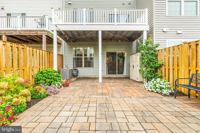 Building Photo - 8479 Randell Rdg Rd