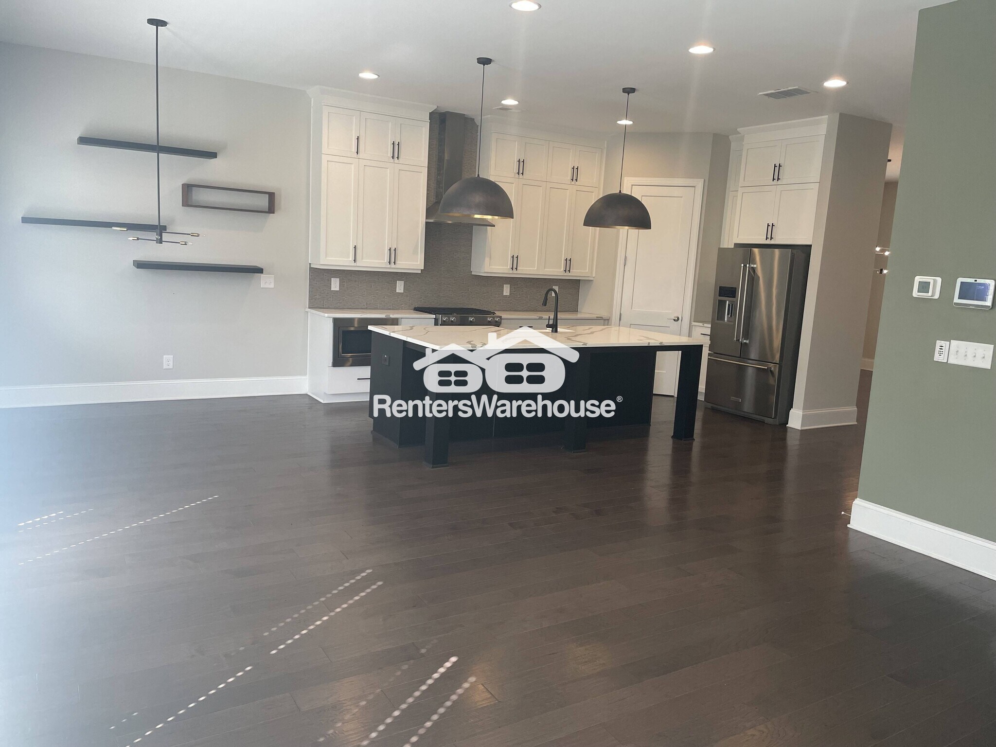 Building Photo - 1974 Drew Dr