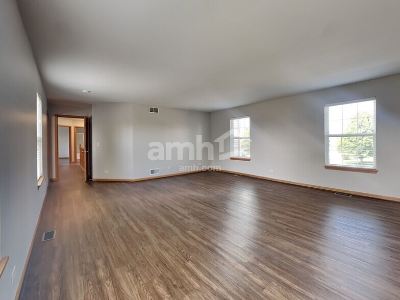 Building Photo - 442 Twinleaf Trl
