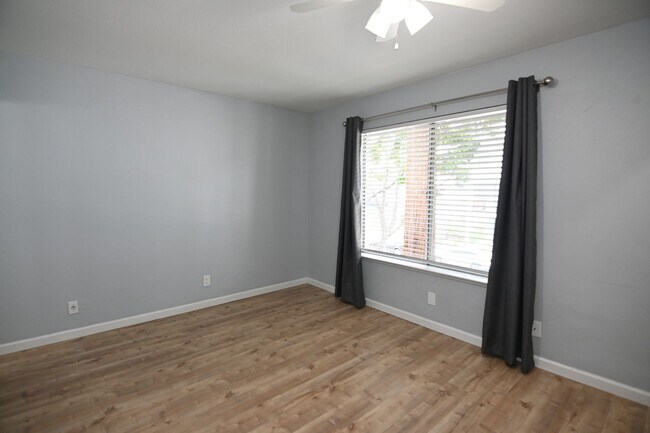 Building Photo - 2583 Gimelli Way