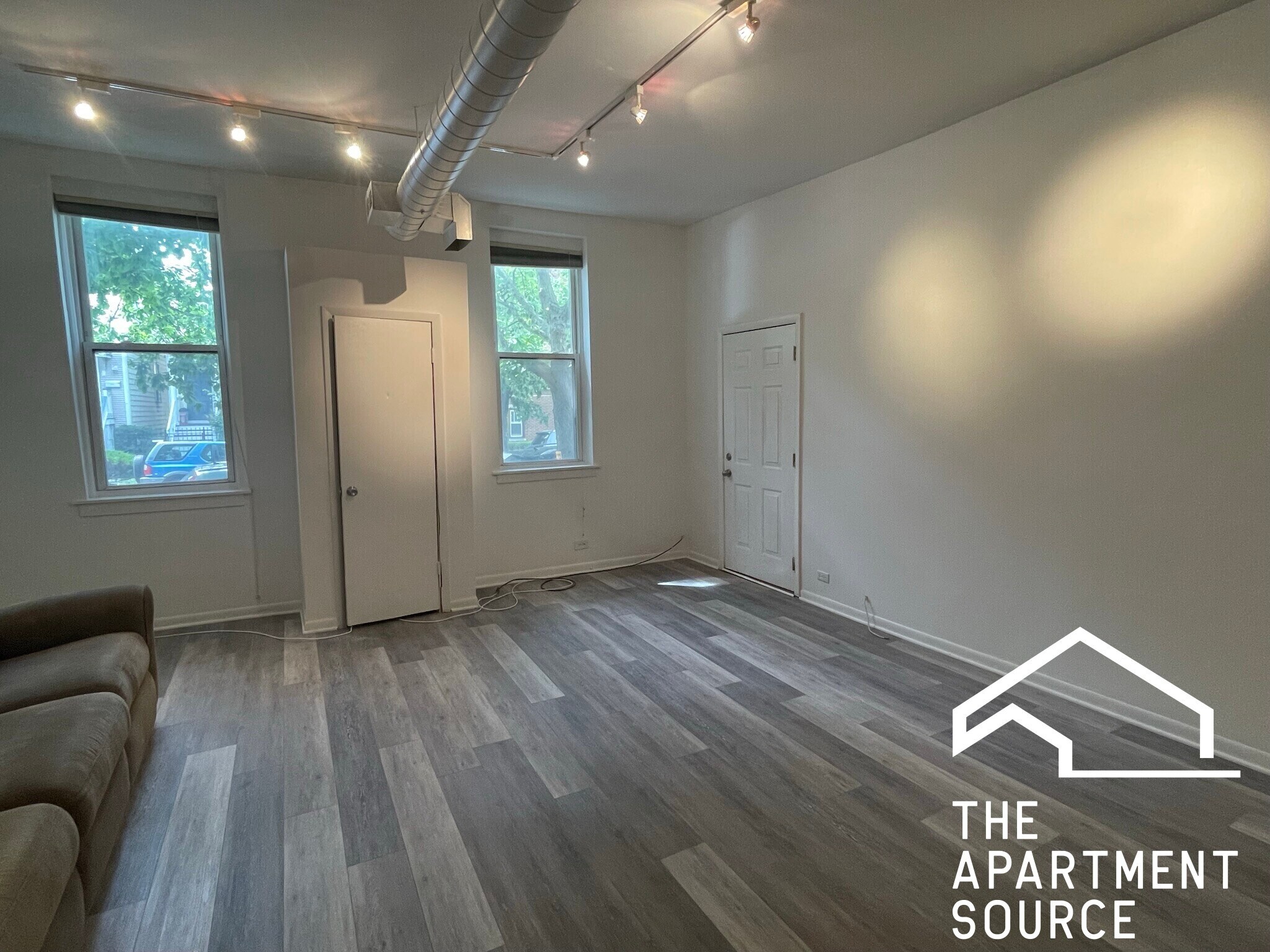 Building Photo - 1844 W Henderson St