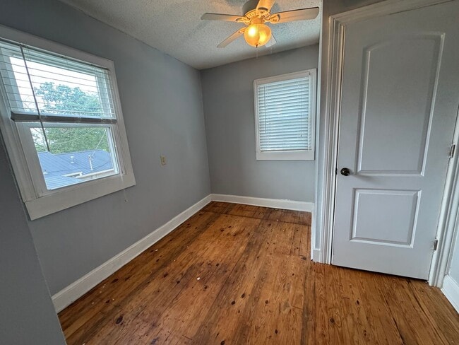 Building Photo - 111 Althea St