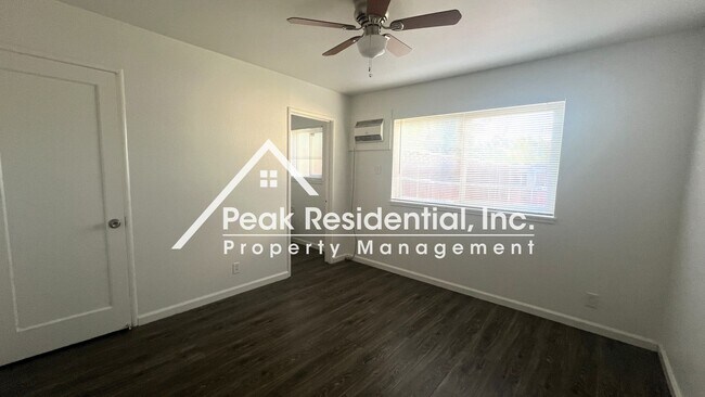 Building Photo - Ethan2437