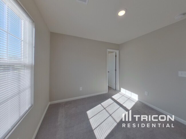 Building Photo - 1282 Kilead Ct