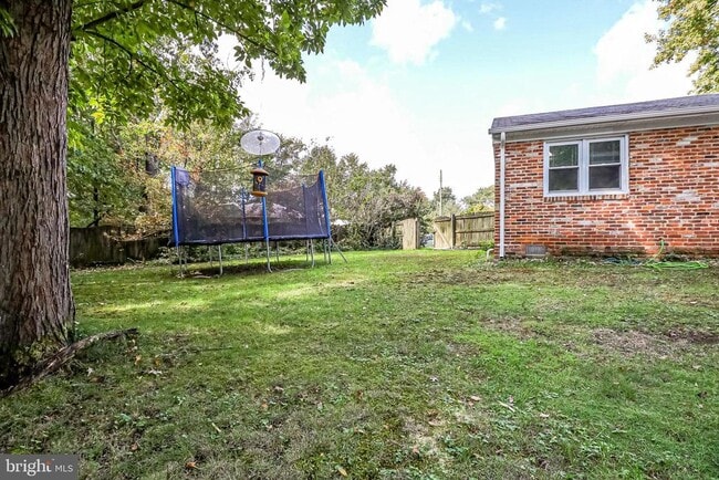 Building Photo - 8113 Carlyle Pl
