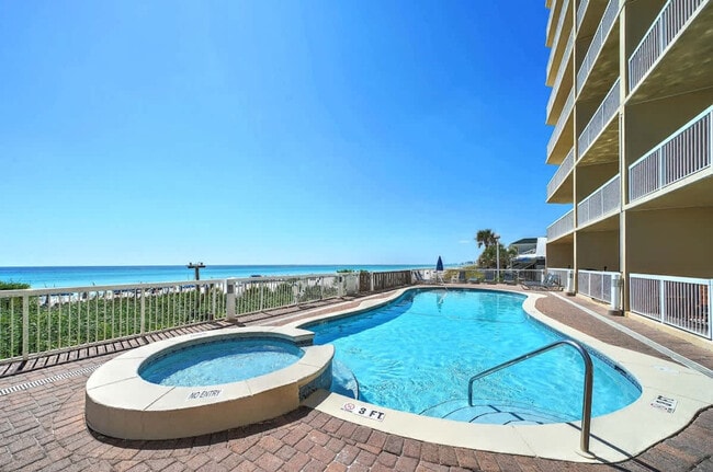 Building Photo - 5115 Gulf Dr