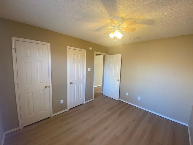 Building Photo - 2914 90th St