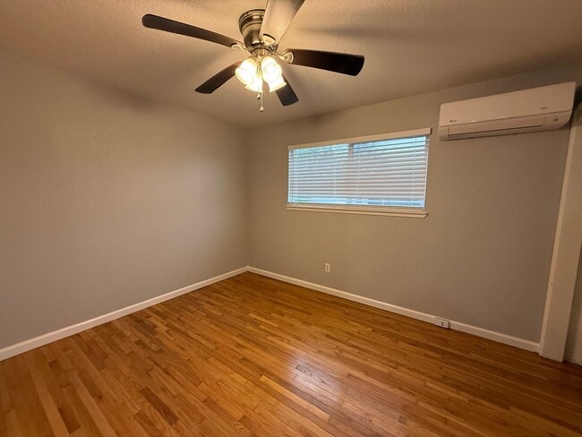 Building Photo - 1608 Rockrose Rd