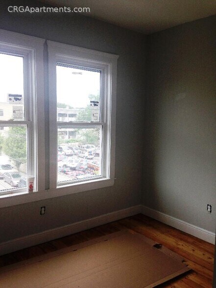 Building Photo - 377 Prospect St