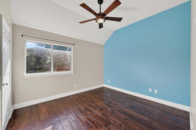 Building Photo - 3102 Southwood Dr
