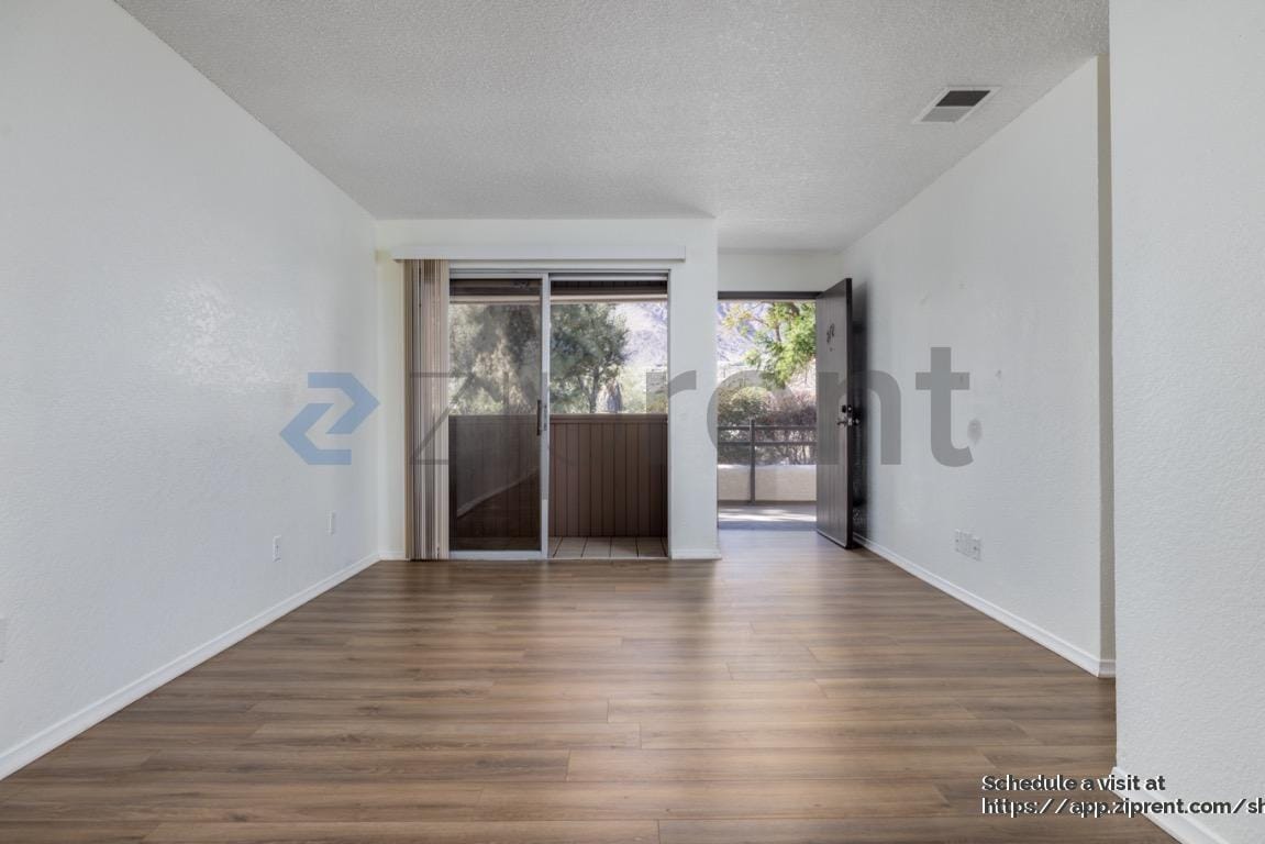 Building Photo - 2825 N Los Felices Rd