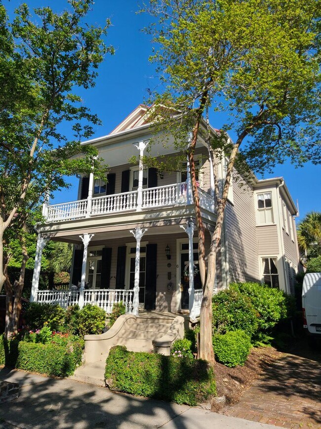 Downtown Fully Furnished Rental 6 Wentworth St Charleston SC 29401