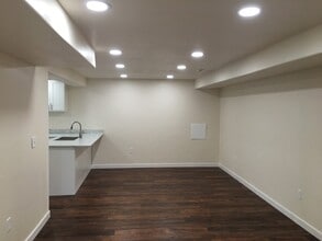 Building Photo - 287 W 500 N