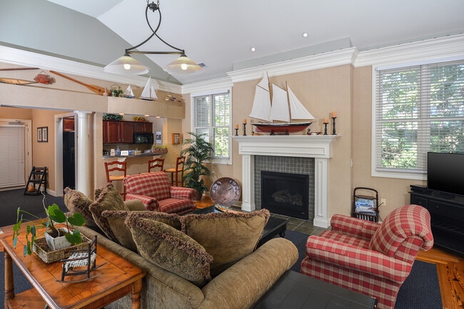 Building Photo - Vineyard Pointe