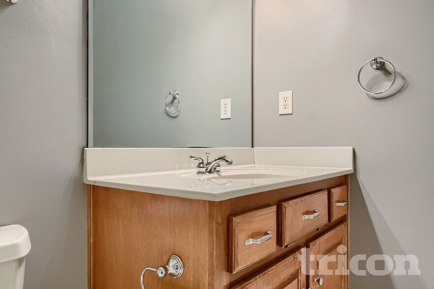 Building Photo - 3405 Airline Rd