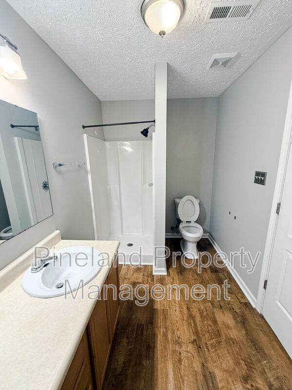 Building Photo - 8825 Tibs Run Dr