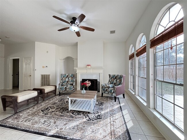 Building Photo - 1814 Senca Springs Ct