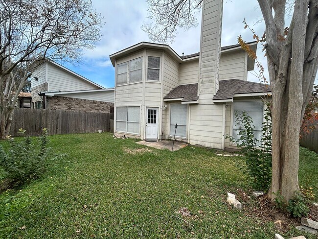 Building Photo - 1419 Miller Ave