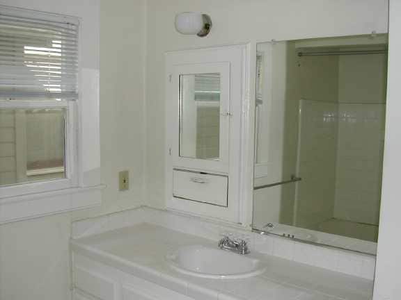 Building Photo - 1249 33rd St