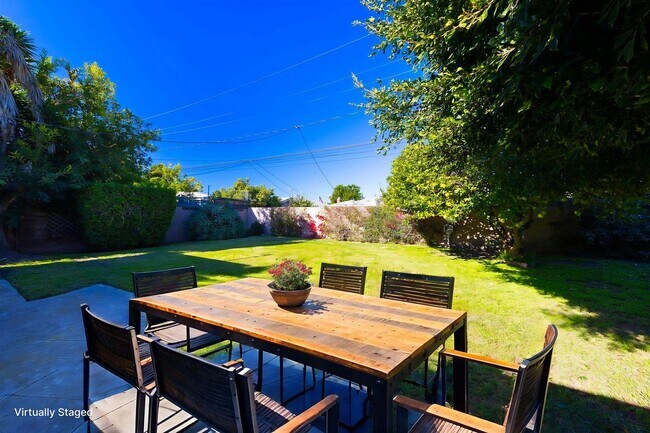 Building Photo - Remodeled 3-bedroom, 1-bath, Single-Level Home Located in a Quiet Neighborhood.