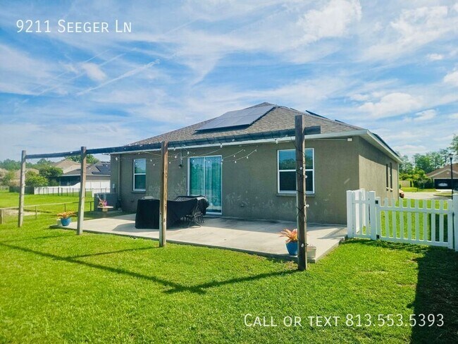 Building Photo - 9211 Seeger Ln