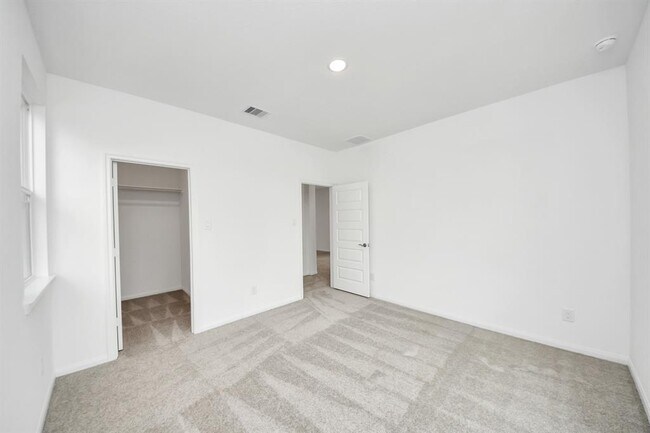 Building Photo - 7727 Pale Petunia Trl