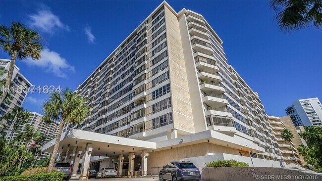 Building Photo - 500 Three Islands Boulevard