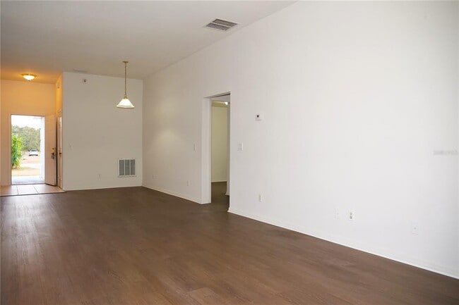 Building Photo - 415 Danube Way