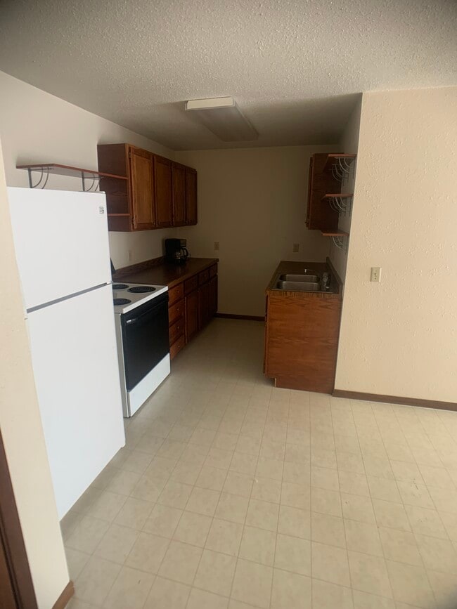 Building Photo - Kaeding Apartments - 343