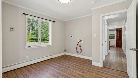 Building Photo - 45 Emery St