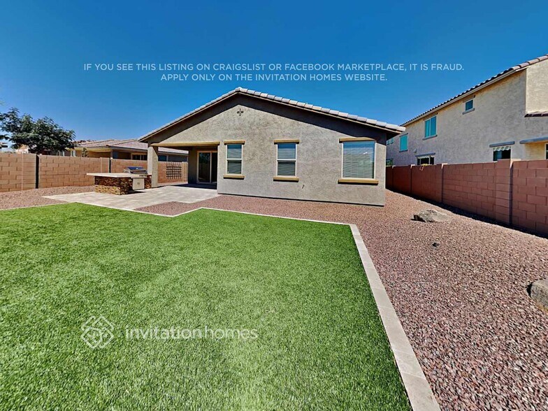 Building Photo - 18371 W Vista Norte St