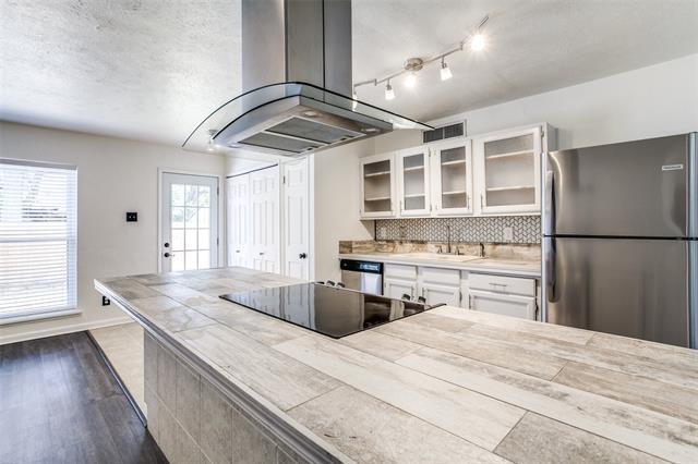 Building Photo - 551 Hightrail Dr