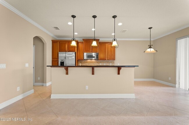 Building Photo - 13519 Isla Vista Dr