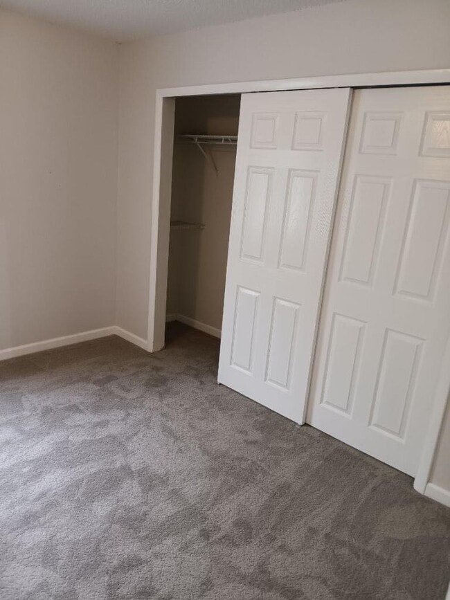 Bedroom 3 - 620 Graybridge E