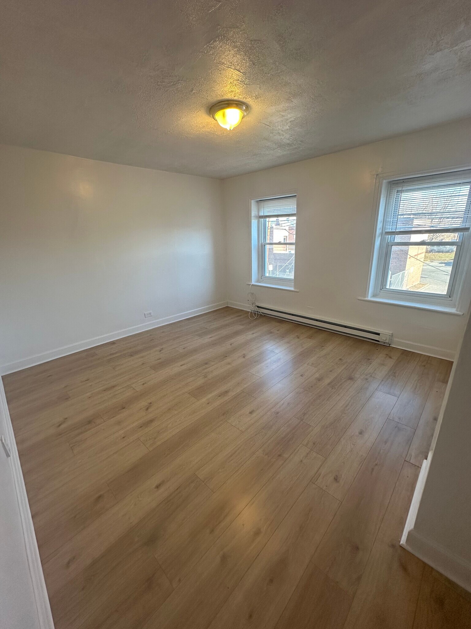 Building Photo - 636 Ridge Ave