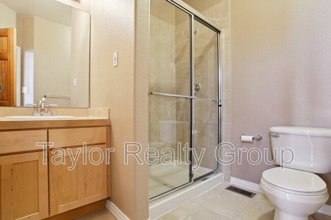 Building Photo - 13190 W 10th Ave