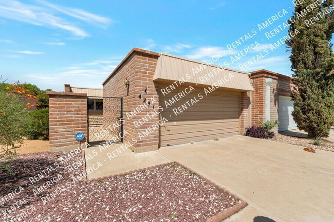 Building Photo - 4251 N Limberlost Pl
