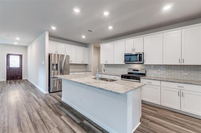 Building Photo - 1402 Corkwood Dr