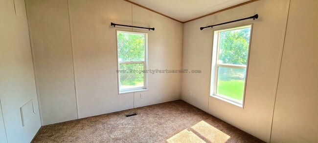 Building Photo - Very Nice 3 Bed 2 Bath Modular house