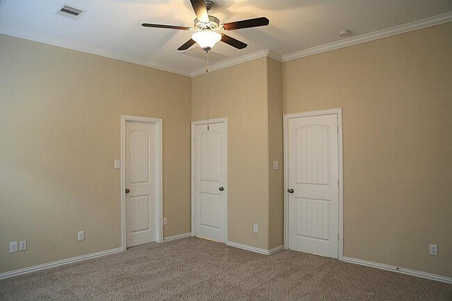 Building Photo - 18427 Weeping Spring Dr